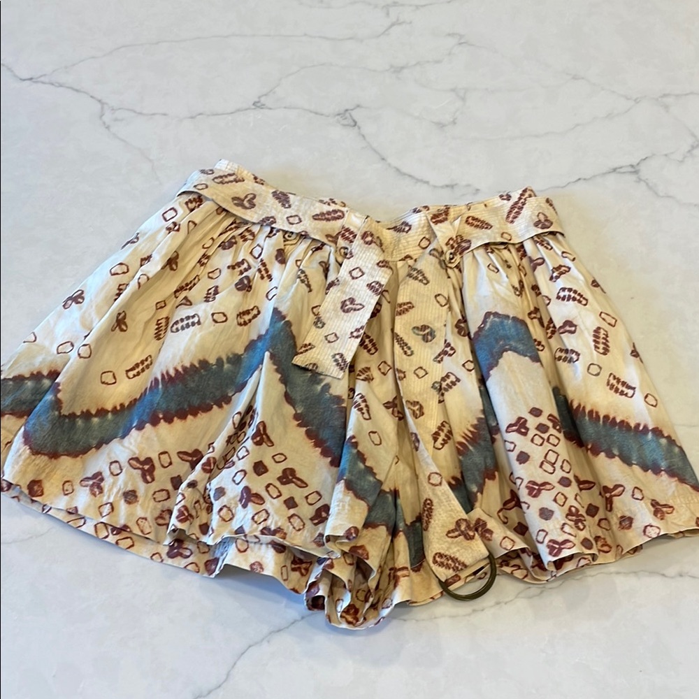 Ulla Johnson Marianna Patterned Cream and Blue Pleated Women's Shorts